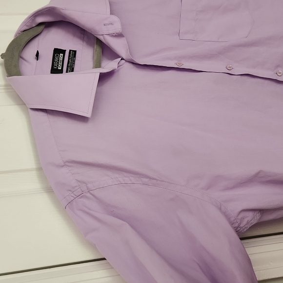 Karako Lavender Button Down Top - Picture 6 of 12